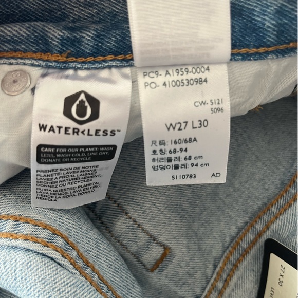 NWT Levi’s 501 90’s jeans light wash 27 - Picture 14 of 14